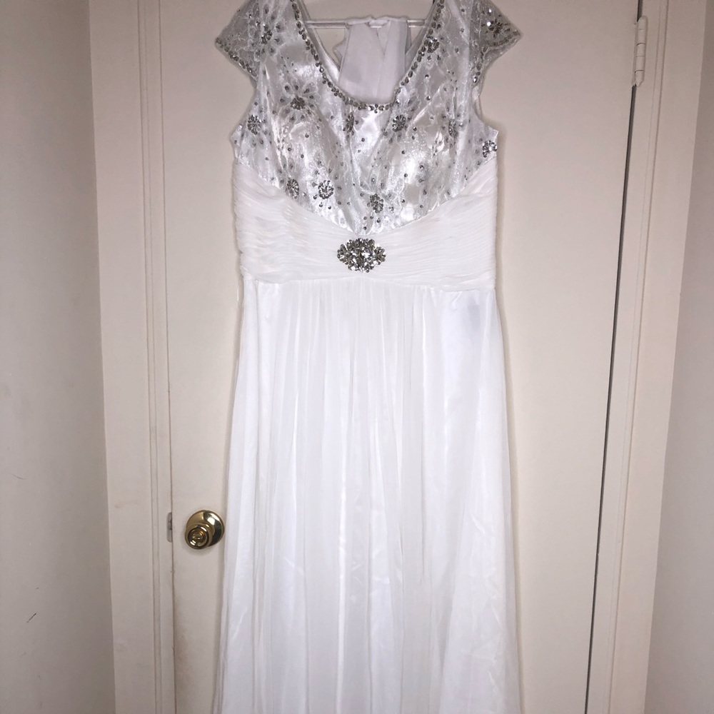 White Beads & Sequins Evening Garment